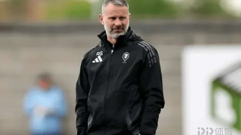 大师赛决赛2强揭晓：门希克逆袭，德约科维奇稳居前列